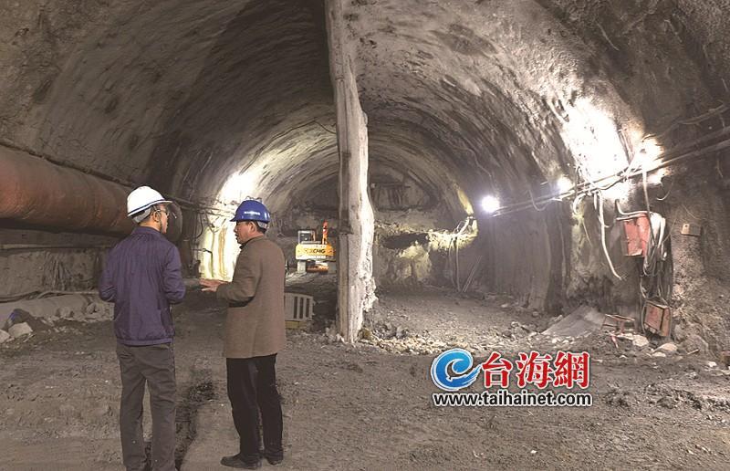 厦门海沧隧道今年年底建成通车